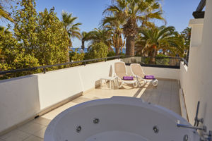 Fly & Go Fergus Club Palmanova Park