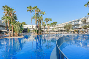 Fly & Go Fergus Club Palmanova Park