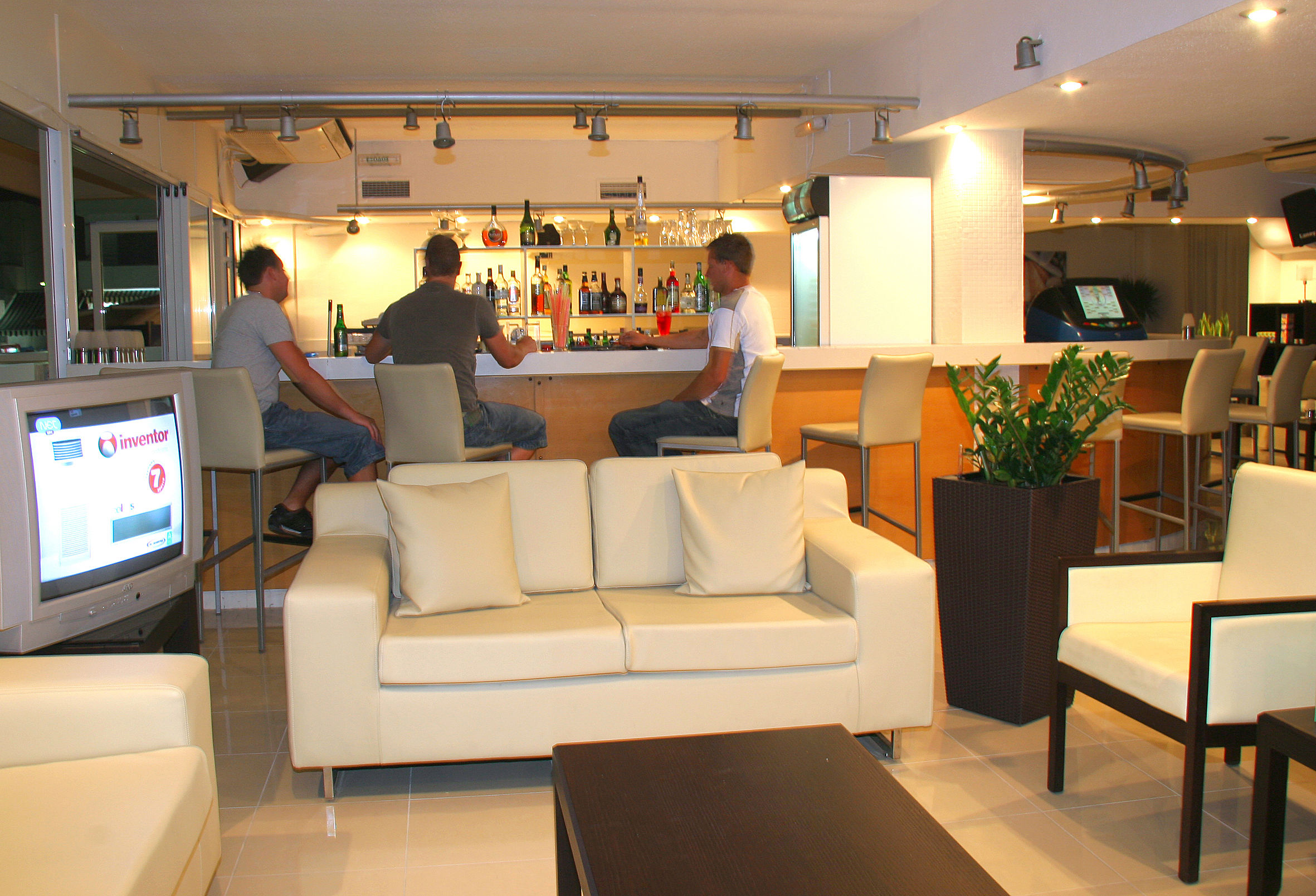 Michel Apartments