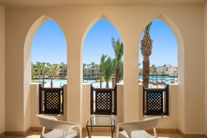 Woonvoorbeeld Familiekamer Garden- of Poolview