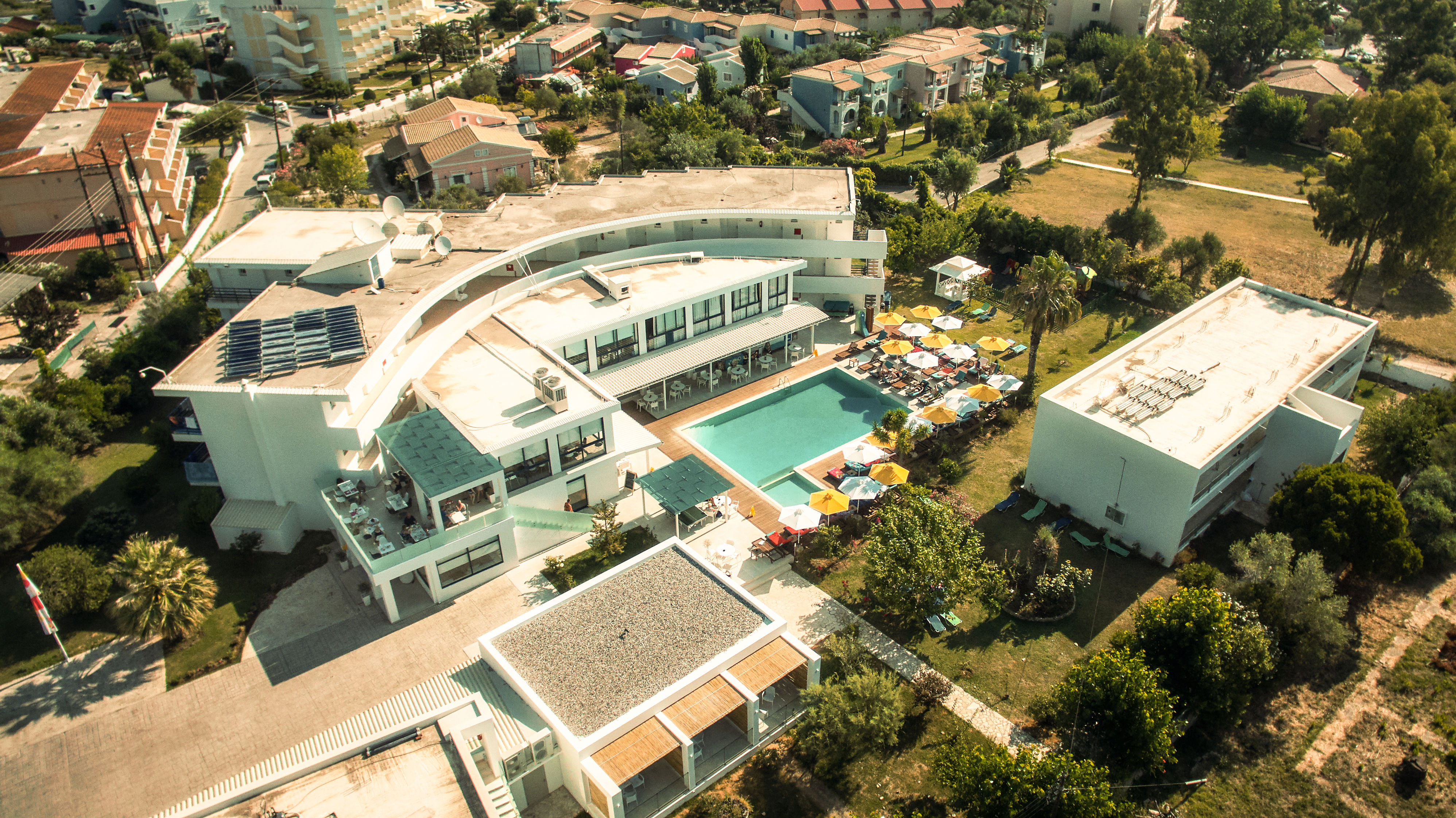 Nasos Hotel & Resort