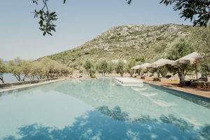 Zaira Hotel