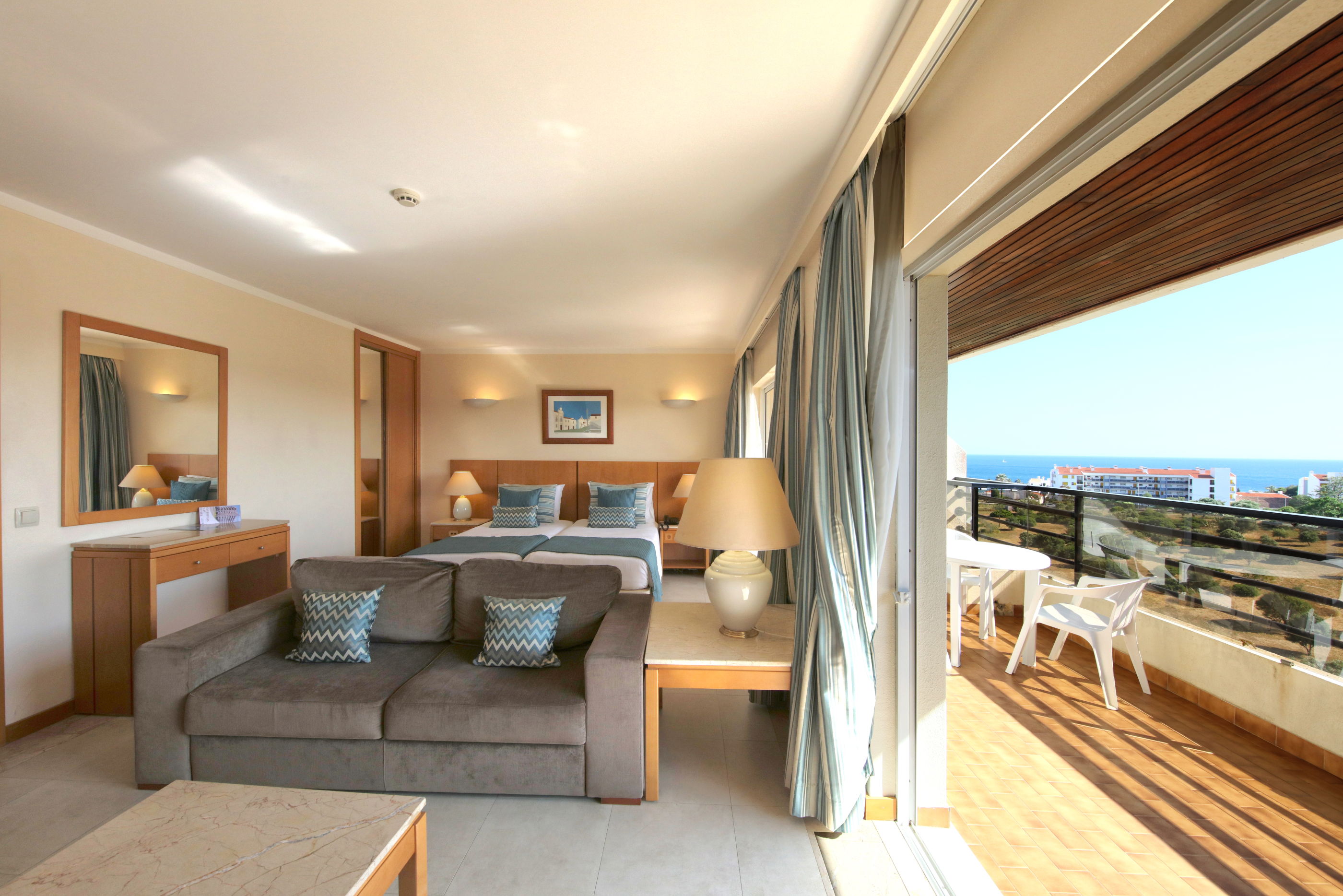 Interpass Vau Hotel & Apartments