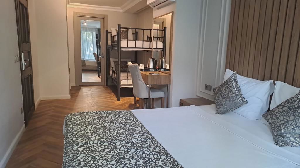 Lucas Didim Resort