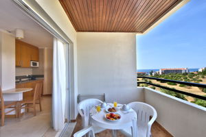 Fly & Go Interpass Vau Hotel & Apartments