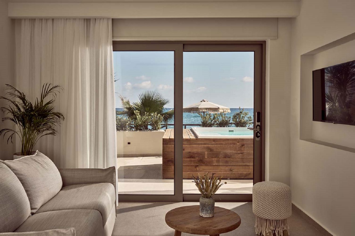 Windmill Bay Aparthotel