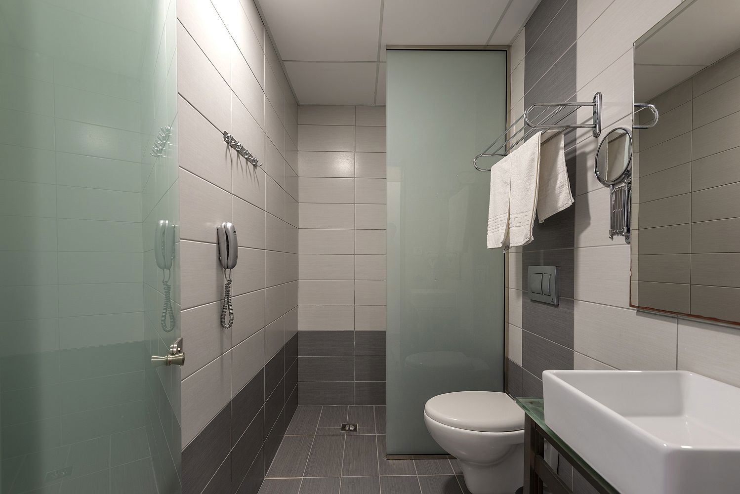 Royal Bay Suites