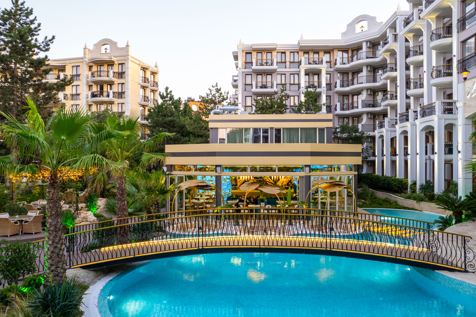 Harmony Suites Grand Resort - hovedbillede