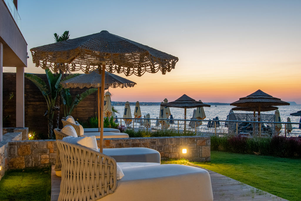 High Beach White The Villa Collection