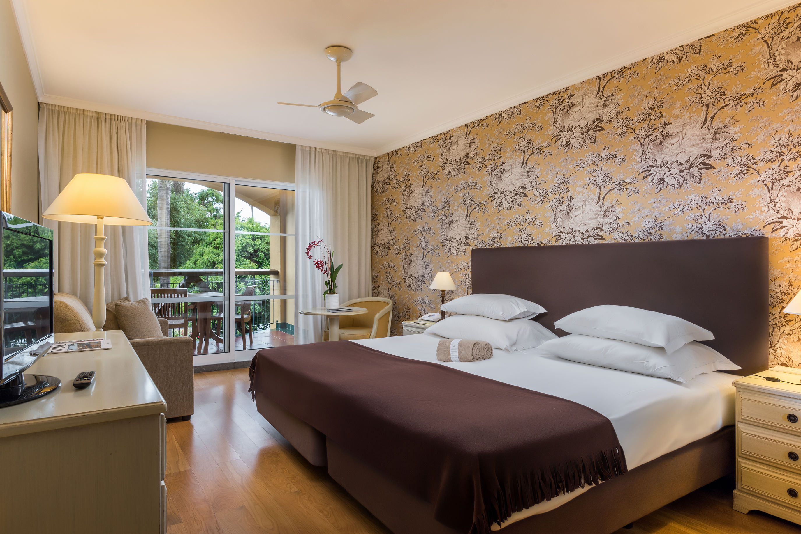 Pestana Village Garden Hotel