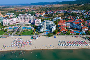 Zenith Hotel