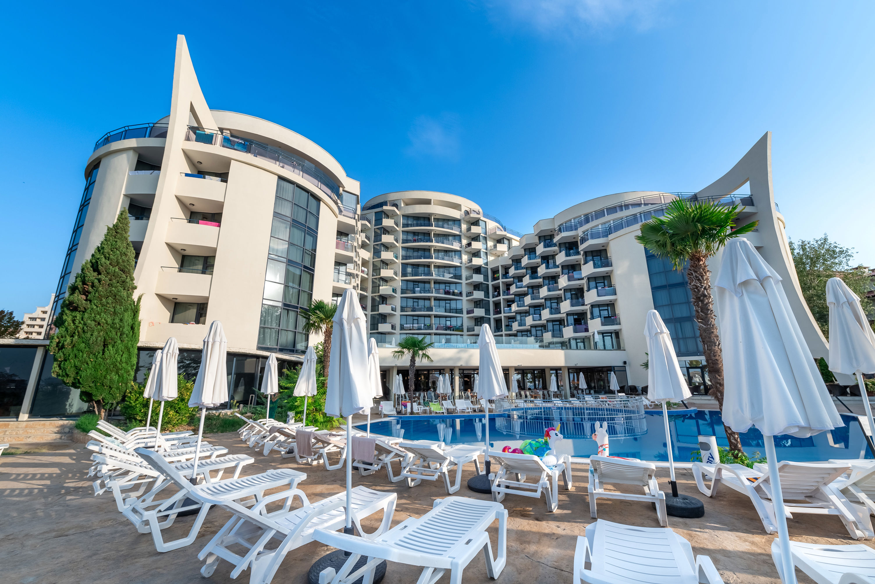 Zenith Hotel