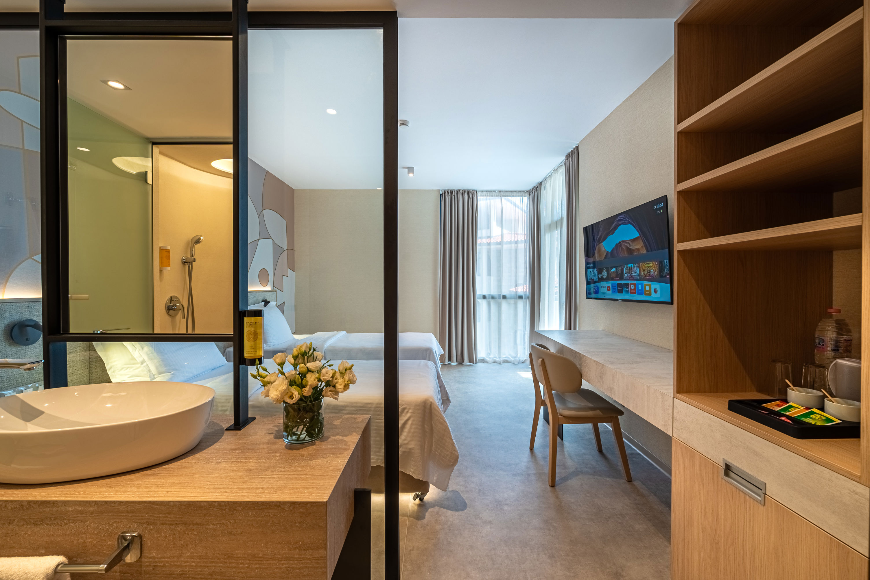 Zenith Hotel