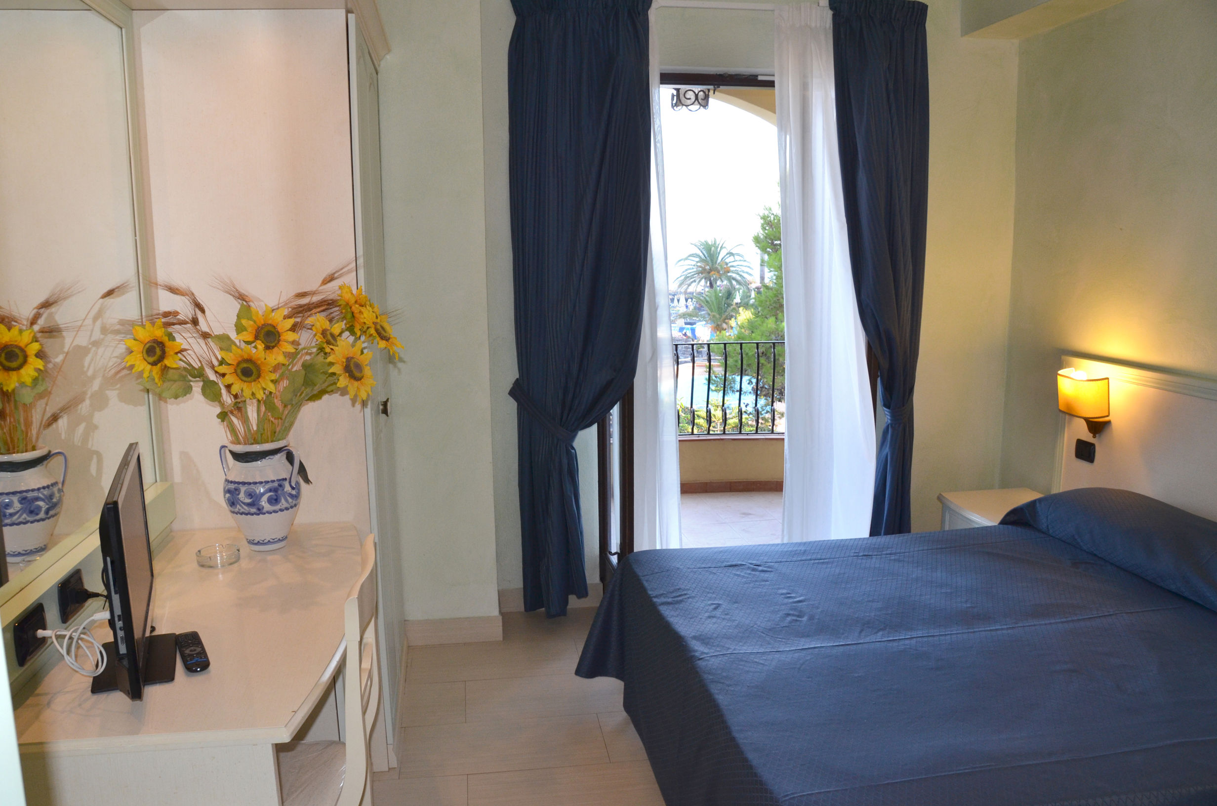 Arathena Rocks - billede 5