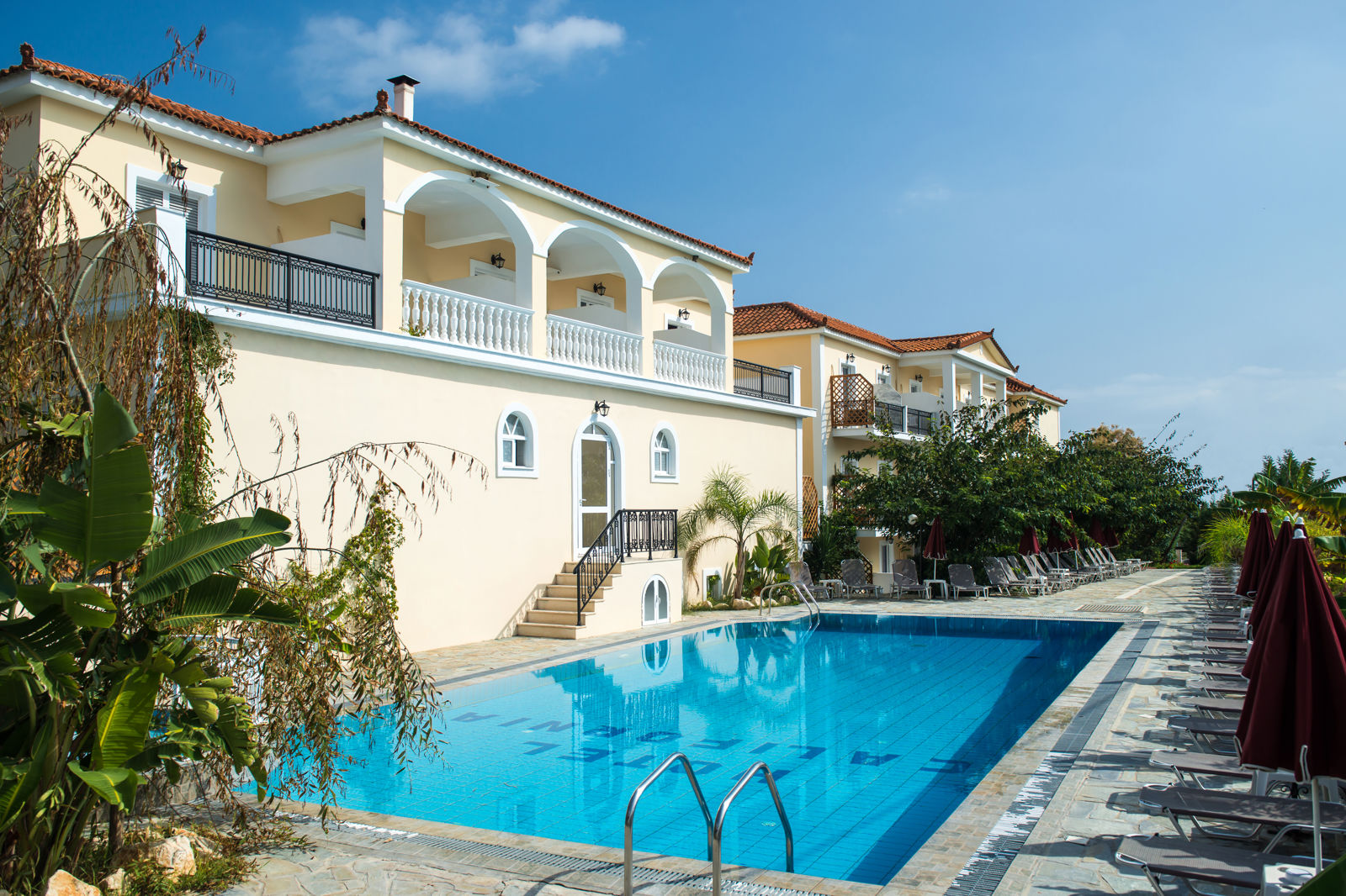 California Beach Hotel