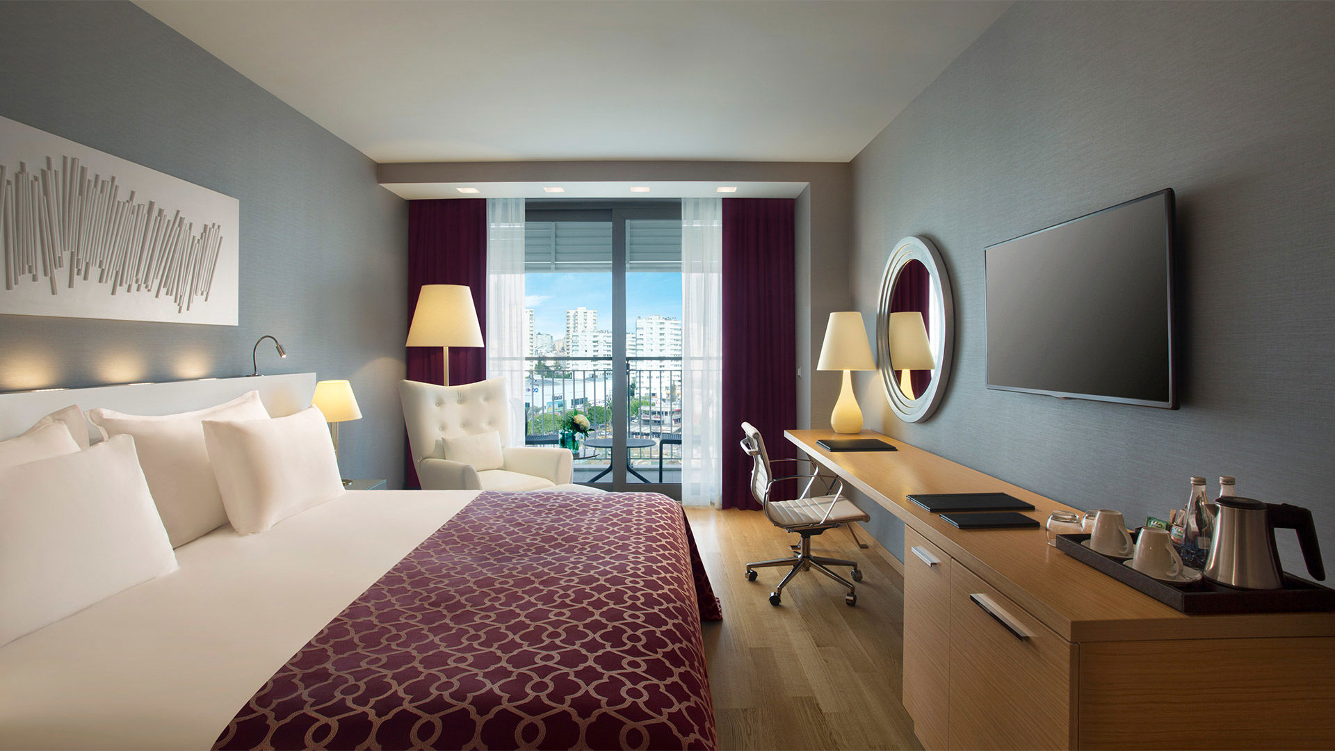 Fly & Go Akra Hotel