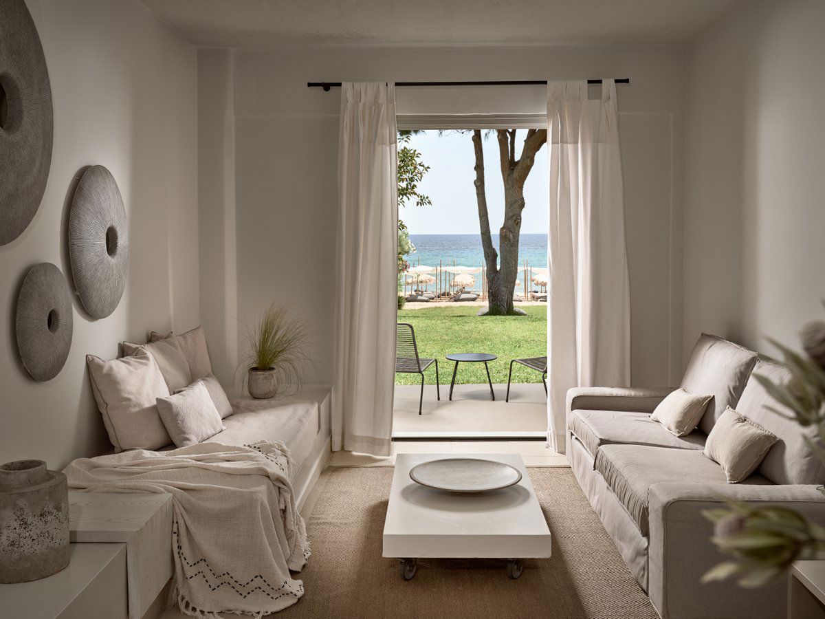 The Bay Hotel & Suites