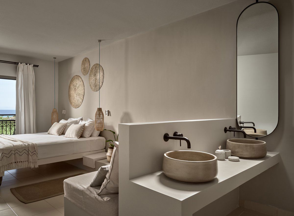 The Bay Hotel & Suites
