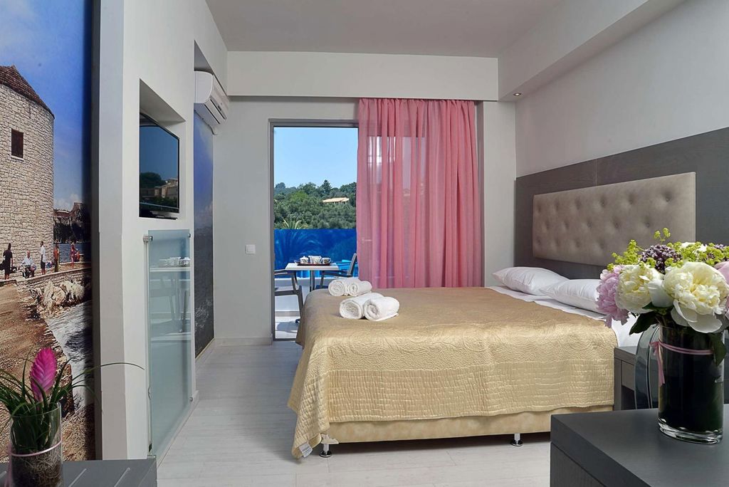 tryp-by-wyndham-corfu-dassia