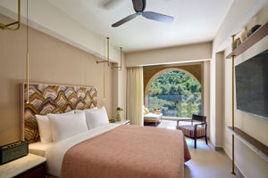 Avali, Mar-Bella Collection