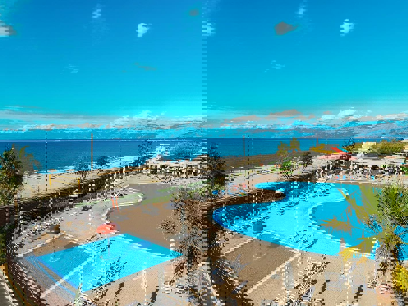 Almyros Beach Resort & Spa