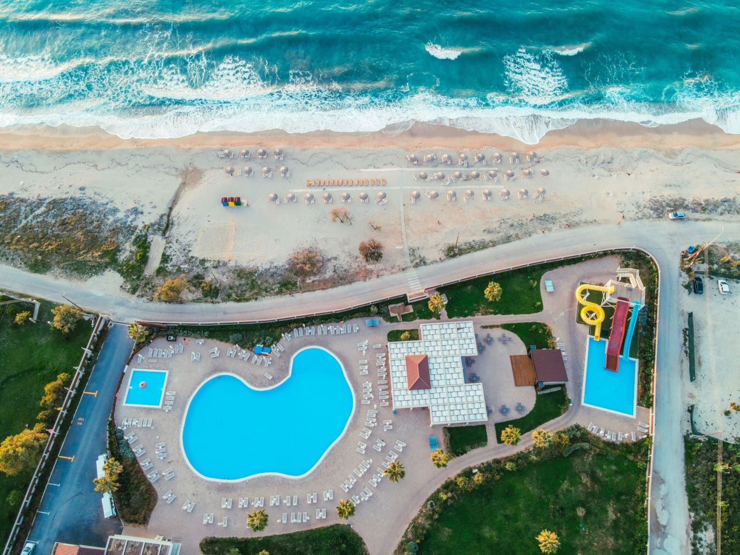 Almyros Beach Resort & Spa