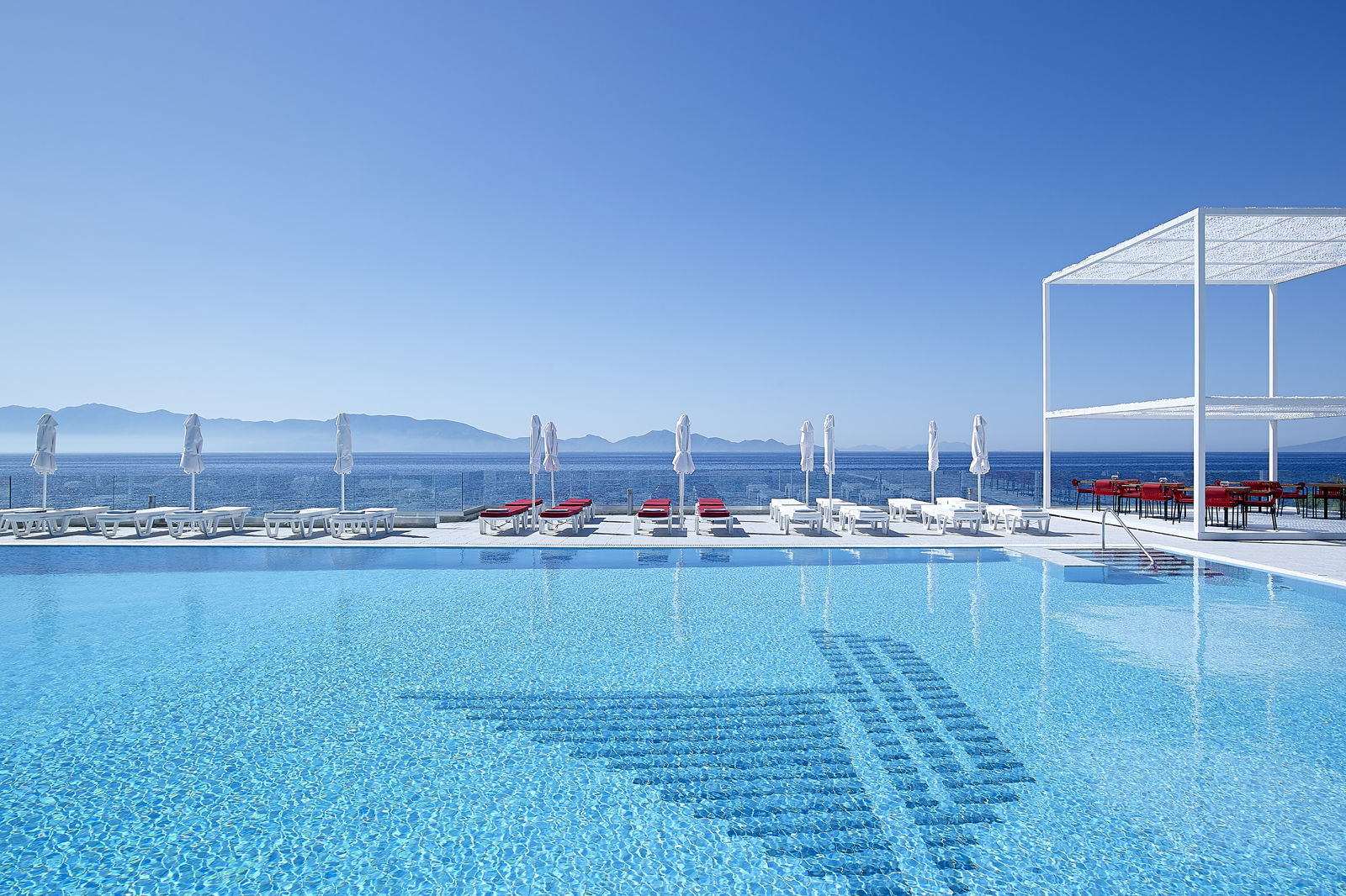 Dimitra Beach Hotel Suites