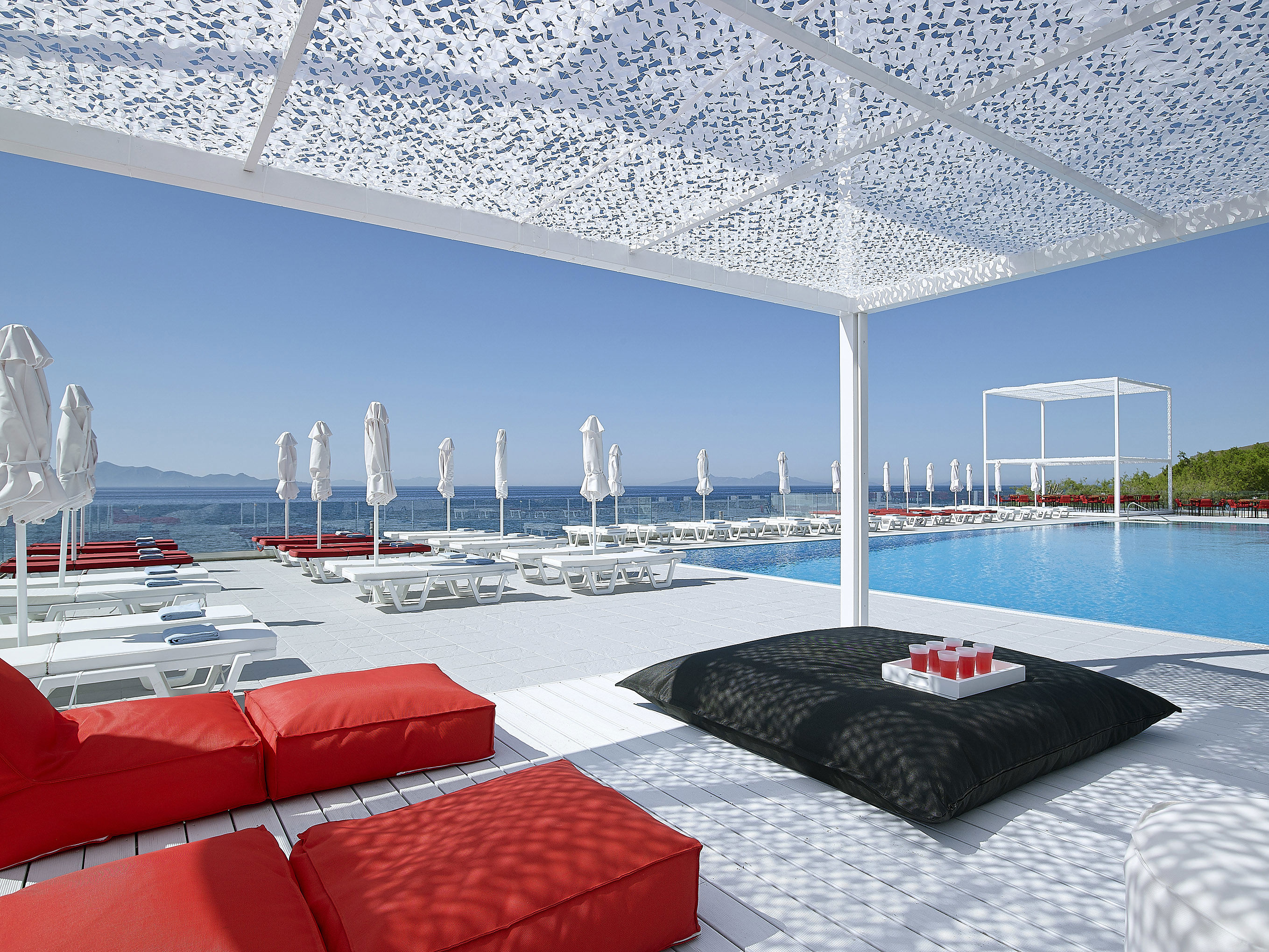 Dimitra Beach Hotel & Suites