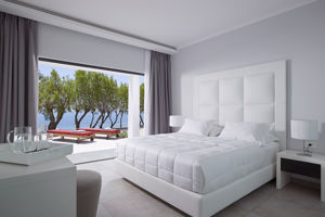 Dimitra Beach Hotell & Suites