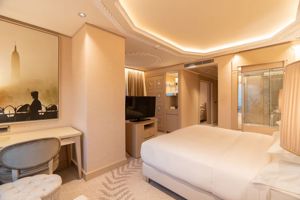 Wyndham Grand Istanbul Kalamis Marina Hotel