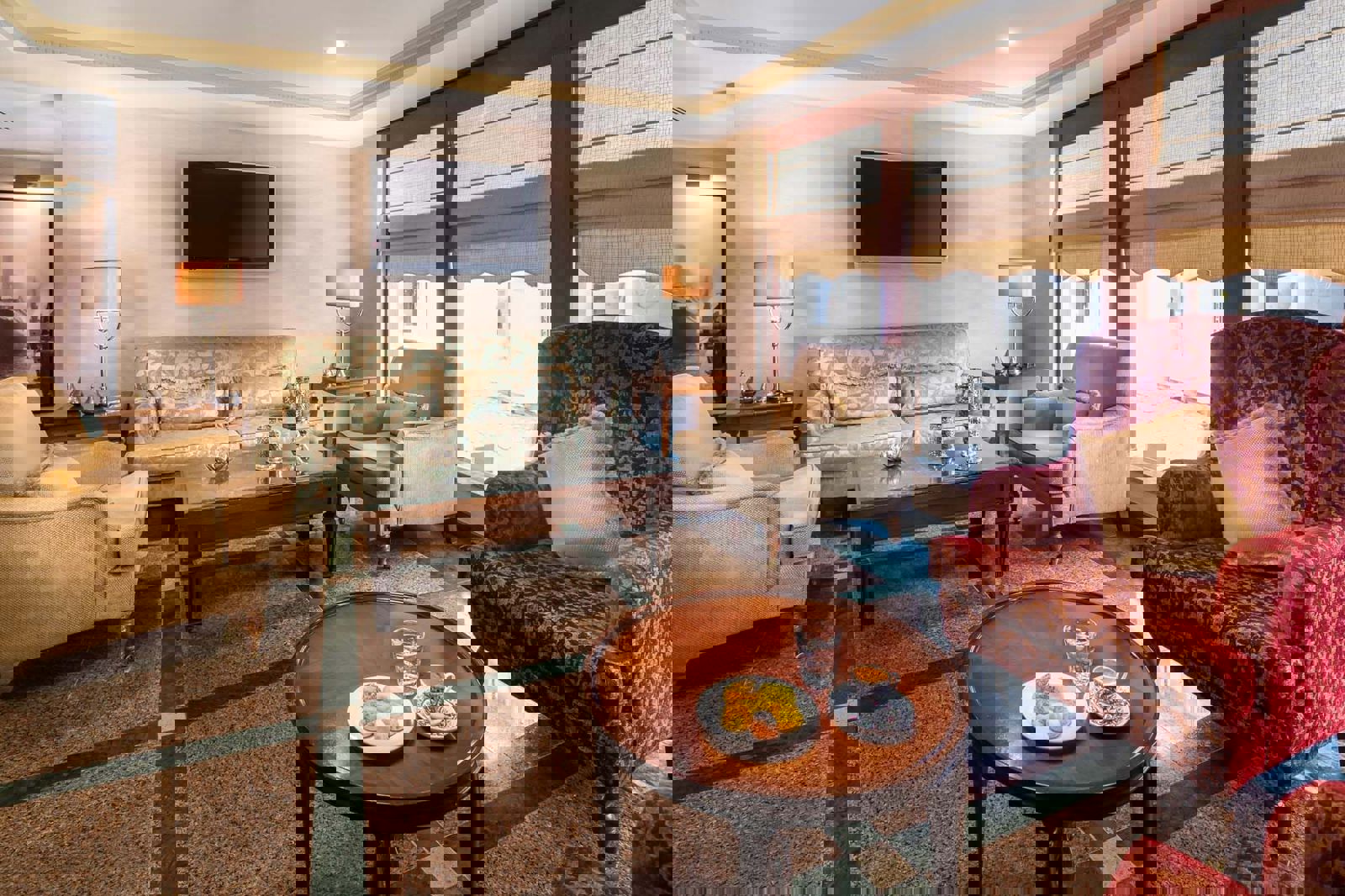 Titanic Comfort Sisli slide 3