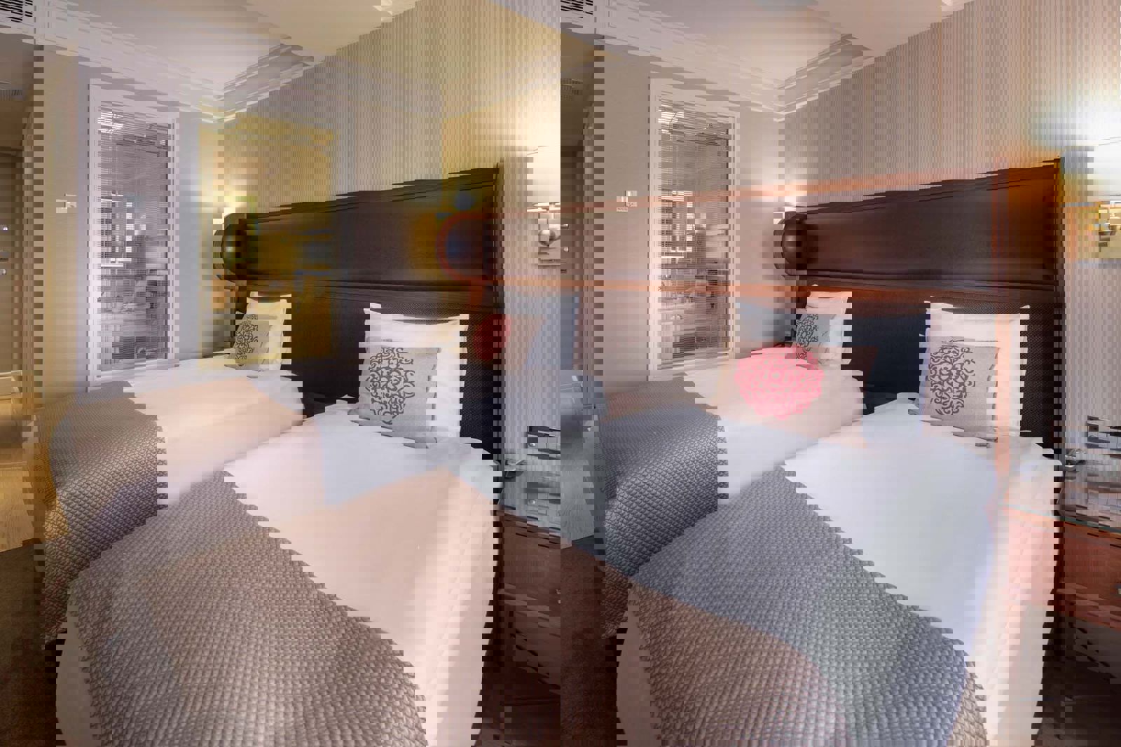 Titanic Comfort Sisli slide 5