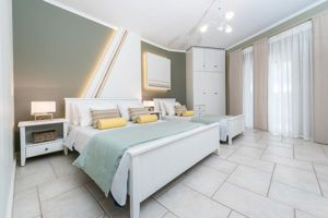 Arkadia Luxury Hotel Apartments