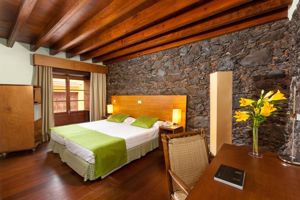 Hotel La Quinta Roja