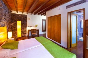 Hotel La Quinta Roja