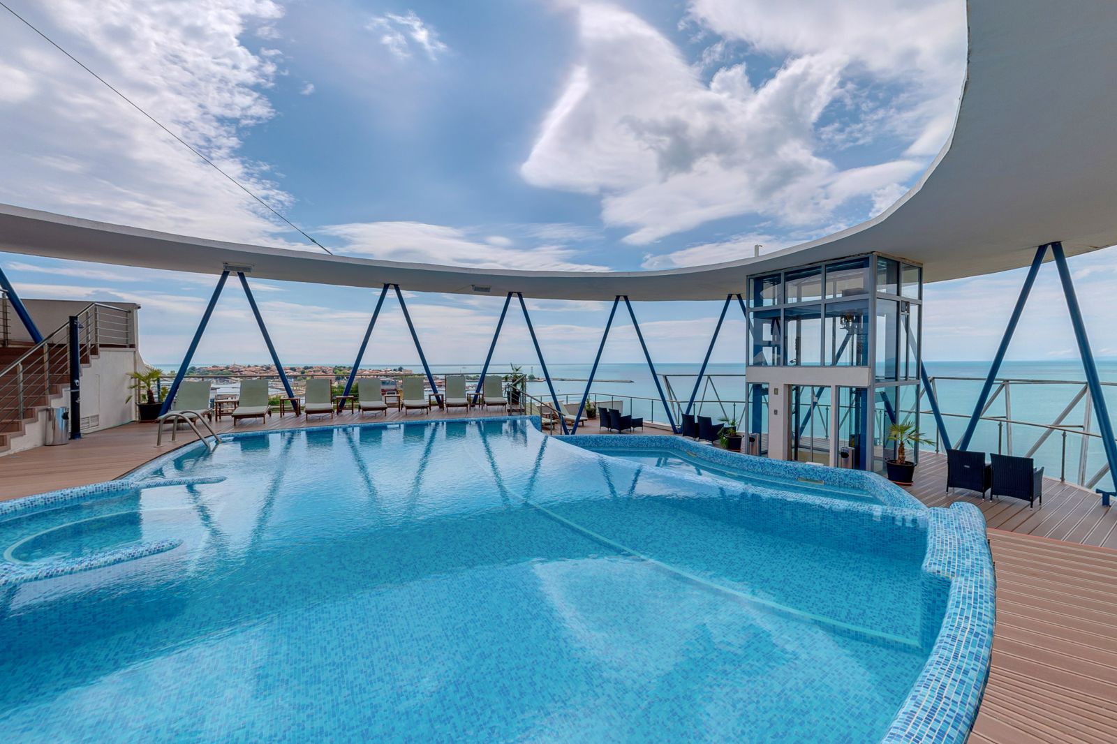 Sol Marina Palace