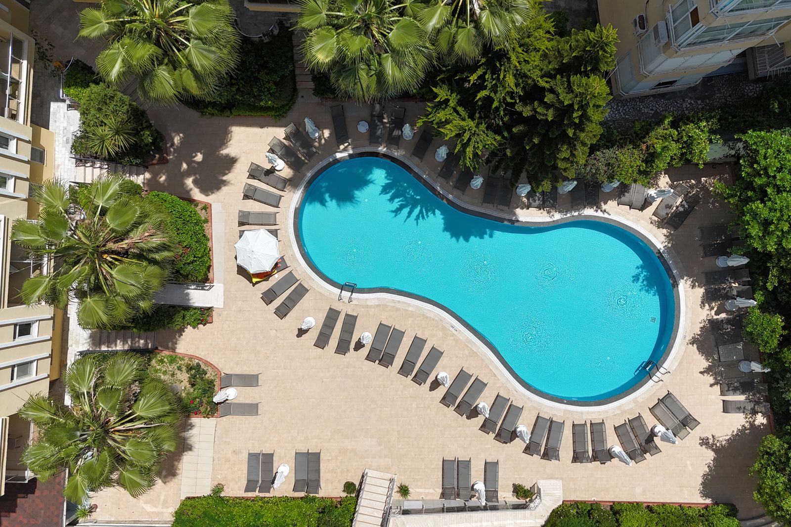 Citrus Plaza Hotel slide 3