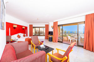Flamenco Beach & Resort inclusief Blu Blu Boottocht