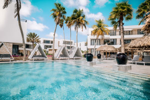 Van der Valk Plaza Royal Residence Bonaire incl. 3 dagen huurauto