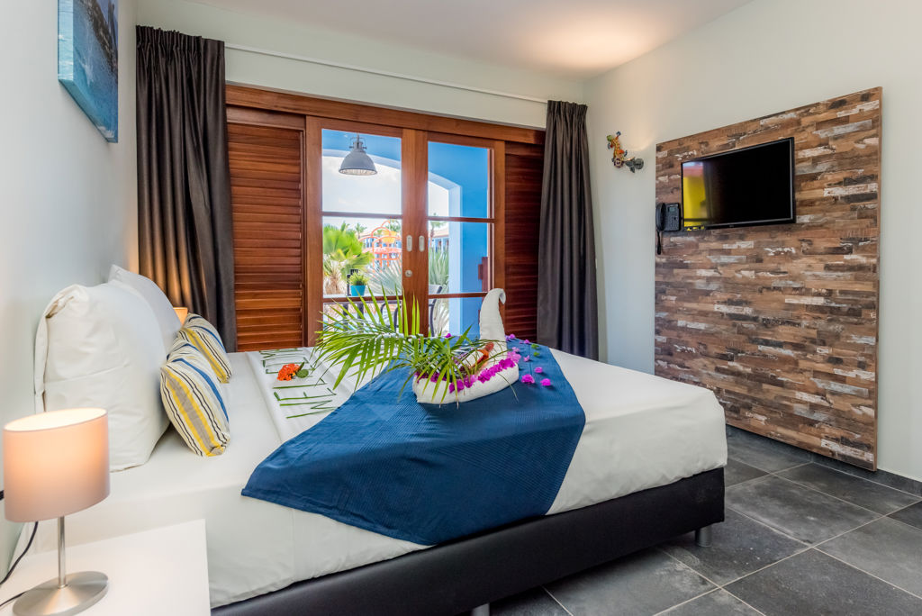 fly-go-kunuku-aqua-resort-trademark-collection-by-wyndham
