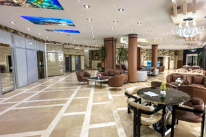 Monte Carlo Hotel