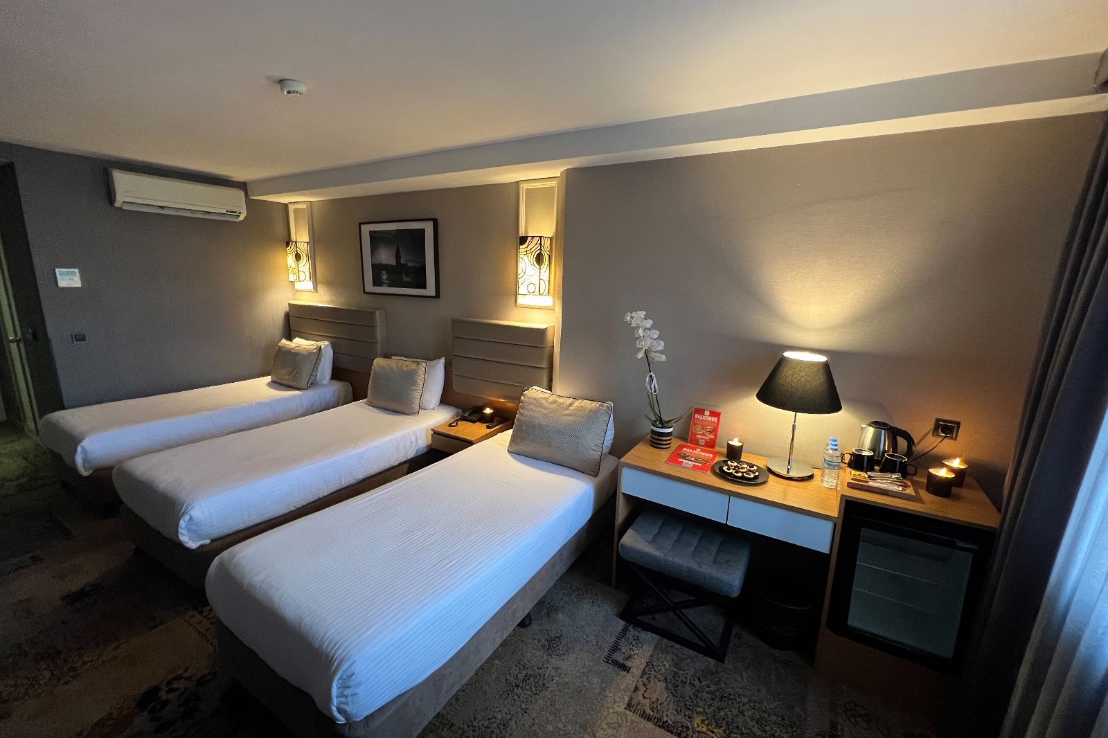 All Seasons Hotel slide 5