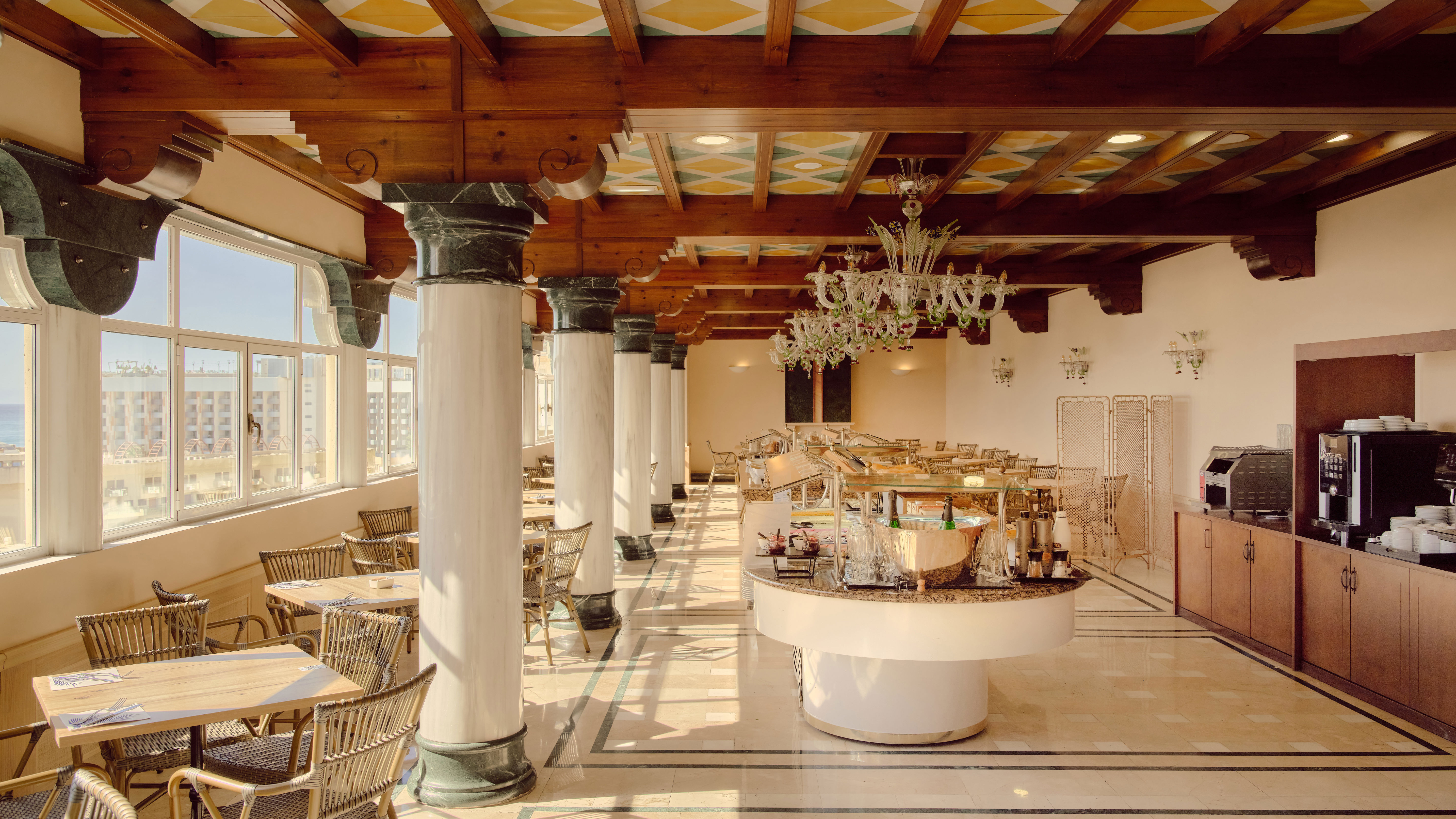 Hotel Fenix