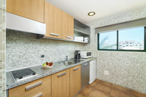 Fly & Go Oceanus Aparthotel