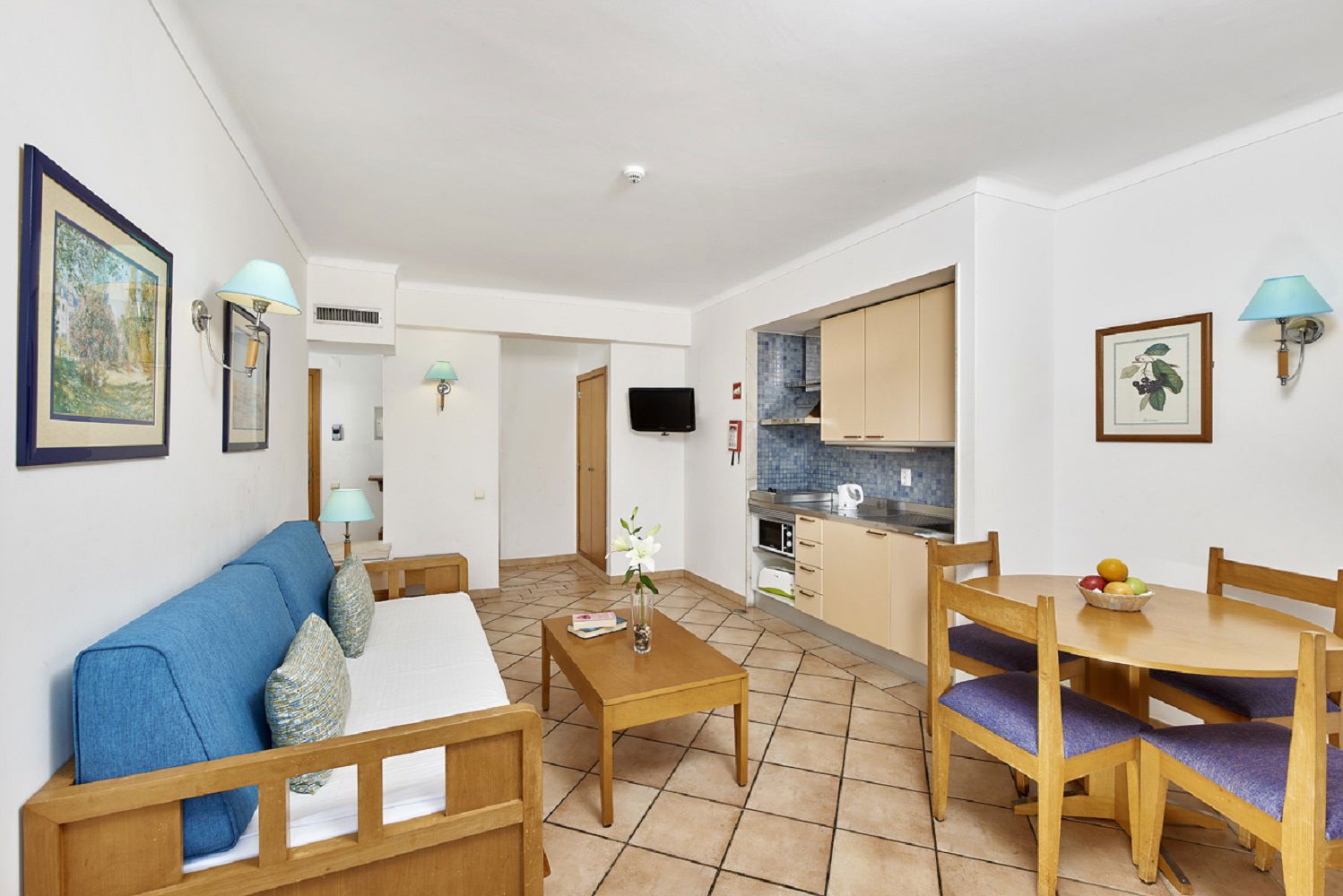 Fly & Go Oceanus Aparthotel