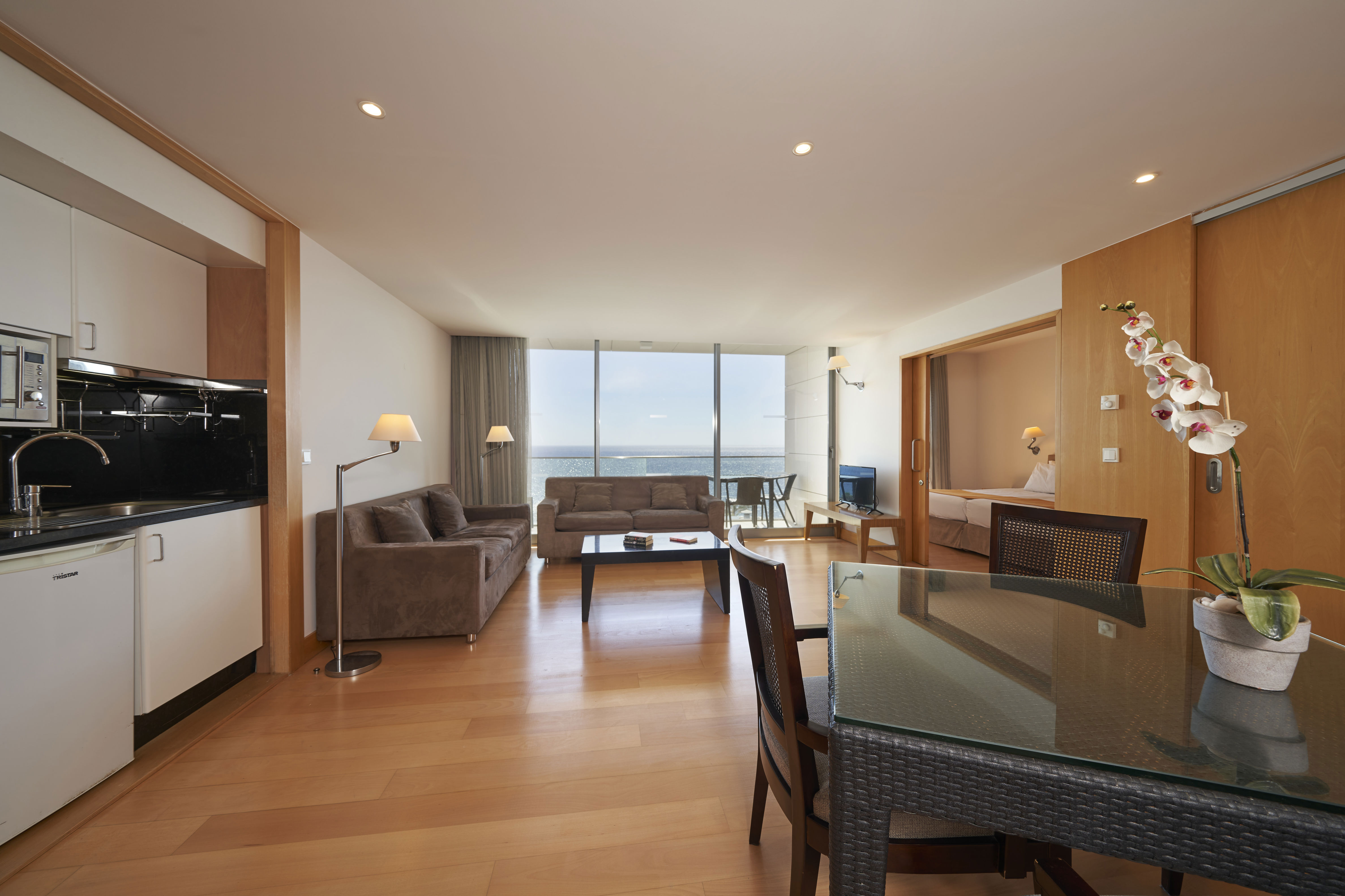 Fly & Go Golden Residence