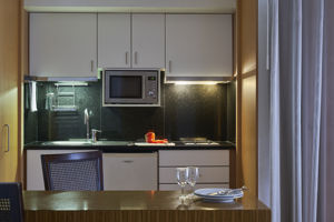 Fly & Go Golden Residence