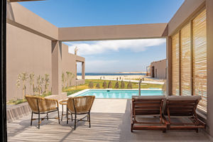 Woonvoorbeeld Swim-up Junior Suite Zeezicht