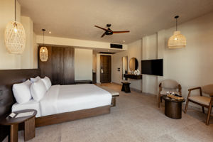 Sentido Naga Bay