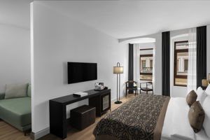 Akka Hotels Suites & Excursiereis